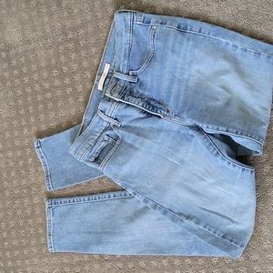 Levi 311 Shaping Skinny Jeans